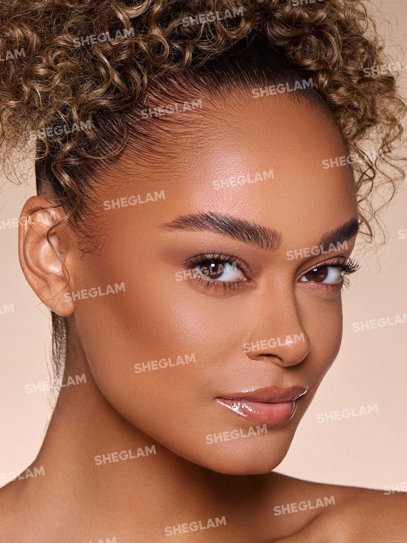 جل حواجب أصلي Sheglam Set Me Up Brow Gel